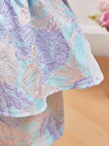 SHEIN 小女童熱帶印花提花拼接領泡泡袖花邊下擺上衣和短褲 - 彩色 - 查看 4