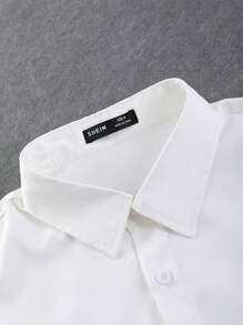 Manfinity EMRG 男士熊和字母圖案襯衫不帶T恤 - 白色 - 查看 6