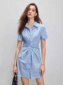 BizChic Đầm Nút phía trước xoắn lại Sọc Giải trí - Màu xanh nhạt - Xem 1