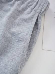 SHEIN EZwear Shorts deportivos con estampado de letra de cintura con cordón - Gris Claro - Ver 4