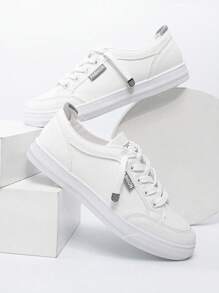 字母貼飾前綁帶板鞋 - 白色 - 查看 1