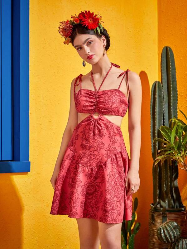 Frida Kahlo X SHEIN X Designer Veronica Ramirez Vestido de tirantes con estampado floral de hombros con cordón de cintura con abertura bajo con fruncido