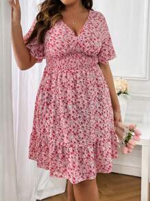 Sunnyshic 波西米亞交叉 打褶小碎花加大洋裝 - 粉色 - 查看 4