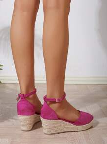 新款时尚度假风格舒适时尚休闲亚麻绳底坡跟女式凉鞋