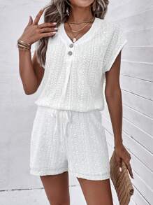 SHEIN LUNE 網眼刺繡蝙蝠袖T恤和前繫帶短褲 - 白色 - 查看 4