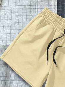 Manfinity Hypemode Quần Short Nam Dây kéo Túi Hoa Lá thư Giải trí - Màu be - Xem 4