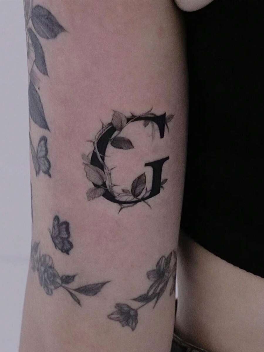 1 tờ Hình xăm đồ họa lá & chữ cái - màu đen - Xem 1