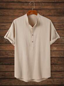 Manfinity Homme 男士半排扣捲邊袖襯衫和腰部抽繩短褲 - 卡其色 - 查看 3