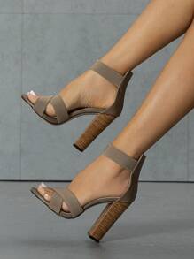 女性交叉粗跟優雅卡其色彈性踝帶平底涼鞋 - 卡其色 - 查看 1