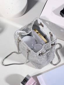 Túi ly hợp buổi tối dành cho nữ có đính sequin, thích hợp cho đám cưới, khiêu vũ, tiệc tùng, quà tặng sinh nhật. Thiết kế đơn giản và giản dị, có thể đựng đồ trang điểm và điện thoại với dung lượng lớn. - Bạc - Xem 3