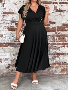 Calvaya 大碼蝴蝶袖紐扣細節連衣裙 - 黑色 - 查看 4