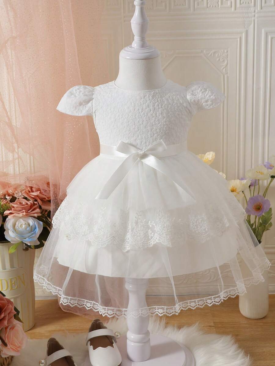 SHEIN Đứa bé gái Ren tương phản Nơ mặt trước Váy lưới che phủ - trắng - Xem 1