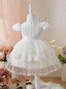 SHEIN Đứa bé gái Ren tương phản Nơ mặt trước Váy lưới che phủ - trắng - Xem 2