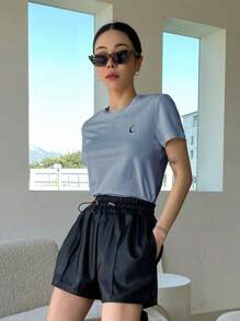 DAZY Áo thun nữ Thêu Thiên hà Giải trí - Màu xanh lam - Xem 4