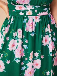 SHEIN Belle 大碼印花高衩連衣裙 - 彩色 - 查看 7