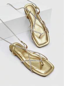 Styleloop Dam strass inredning string sandaler, glamorösa sommar platta sandaler - Guld - Visa 5