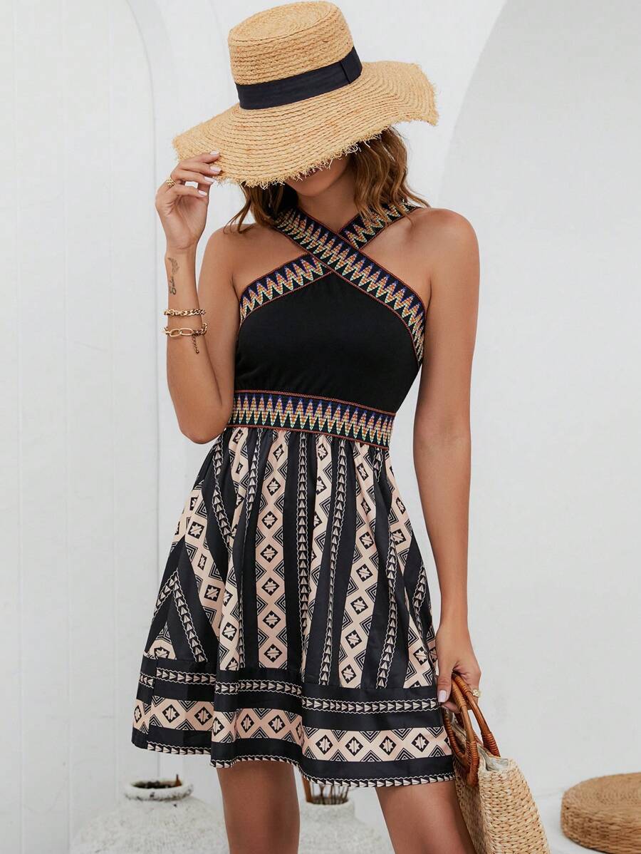 SHEIN VCAY 幾何印花交叉繞頸連衣裙 - 黑色 - 查看 1