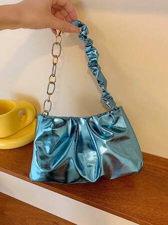 藍色雲朵包金屬質感PU皮革前衛