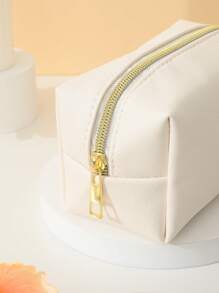 1 Chiếc Túi Trang Điểm Thời Trang & Đơn Giản & Di Động & Chống Nước & Dễ Thương Túi đựng đồ trang điểm Túi chăm sóc da Túi đựng đồ vệ sinh cá nhân Túi đựng đồ dùng khi đi du lịch, Đồ dùng cần thiết khi ở ký túc xá, Quà tặng cho phù dâu đám cưới, Quà tặng cho mẹ, Quà tặng sinh nhật, Quà tặng cho bạn bè và giáo viên, Túi đựng đồ trang điểm phòng tắm, phòng khách, giường ngủ, Túi đựng sơn móng tay, Túi đựng đồ trang điểm, Quà Giáng Sinh, Túi nhỏ, Túi cầm tay/Túi xách nhỏ, Túi đựng đồ trang điểm, Túi sắp xếp đồ trang điểm, Túi đựng cọ, Túi mini, Túi dung tích lớn, Quà Giáng Sinh, Ý tưởng quà tặng cho phụ nữ, Túi nhỏ, Túi đựng đồ trang điểm, Đồ dùng du lịch thiết yếu - trắng - Xem 4