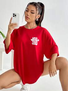 INAWLY Áo thun oversized hở vai họa tiết khẩu hiệu GOOD THINGS TAKE TIME Áo thun họa tiết dành cho nữ - Đỏ - Xem 3