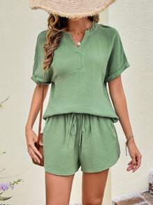 SHEIN LUNE 缺口領蝙蝠袖上衣和前繫帶短褲 - 綠色 - 查看 3