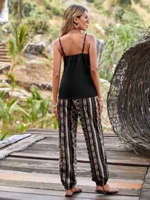 SHEIN Holidaya con cinta en contraste Top de tirantes & con estampado geométrico Pantalones