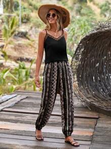 SHEIN Holidaya con cinta en contraste Top de tirantes & con estampado geométrico Pantalones