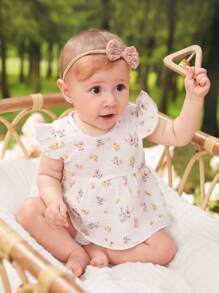 SHEIN Baby Floral Print Ruffle Trim Peplum Waist Top & Shorts - White - View 1