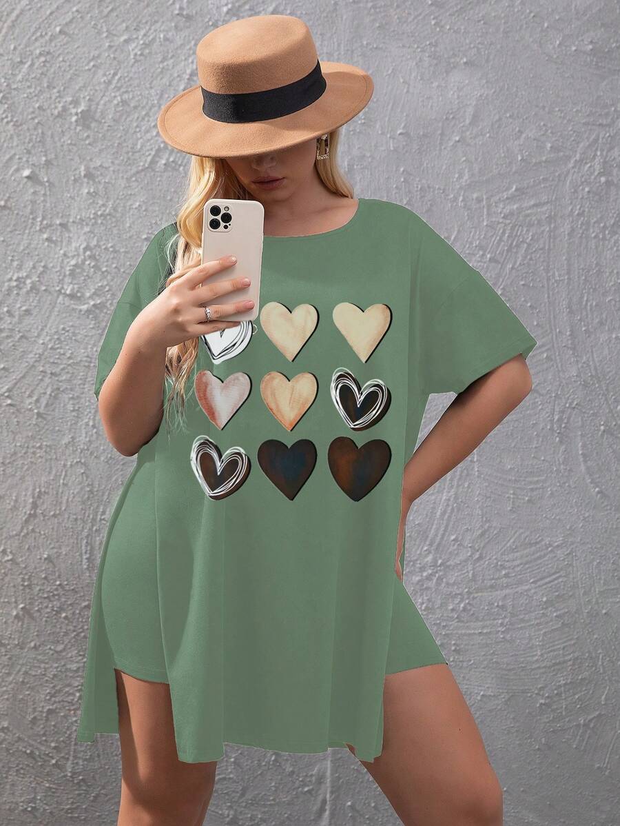 SHEIN Unity Plus Heart Print Split Hem Tee & Biker Shorts - Green - View 1