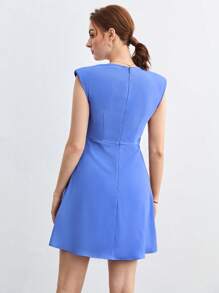 BizChic Chất rắn Miếng đệm vai Nút phía trước Nếp gấp Phần Ngực Đầm Trang phục làm việc - Màu xanh lam - Xem 2