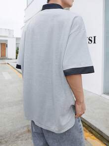 Manfinity Hypemode Men Letter Graphic Contrast Trim Polo Shirt - Grey - View 2