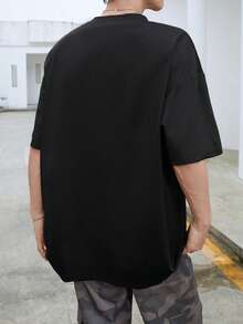 Manfinity Hypemode 男士骷髅頭圖案T恤 - 黑色 - 查看 2