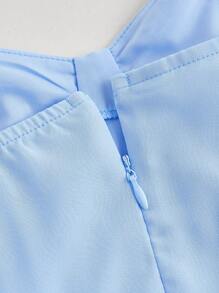 SHEIN MOD 素色百褶下擺吊帶洋裝 - 淺藍色 - 查看 3