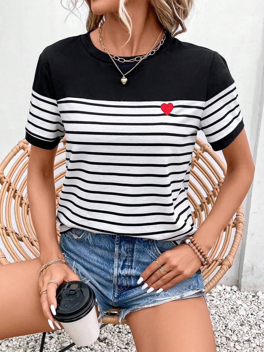 SHEIN Frenchy Striped & Heart Print Tee Summer Thanks Giving - Black and White - View 1