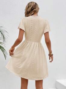 SHEIN Frenchy 素色交疊領蝴蝶袖A字連衣裙 - 卡其色 - 查看 2