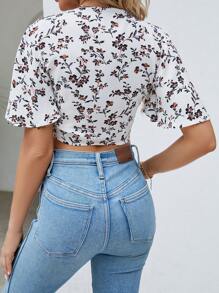 SHEIN PETITE Ditsy Floral Print Knot Front Crop Top - White - View 2