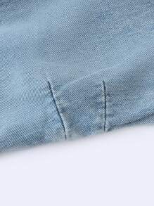 SOLOCOTE 女孩翻蓋口袋落肩袖牛仔夾克 - 淺色水洗藍 - 查看 4