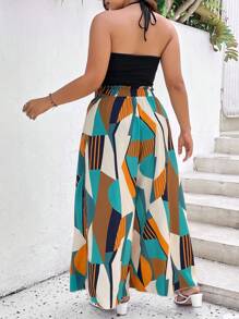SHEIN LUNE Plus Solid Crop Halter Top & Geo Print Split Thigh Pants - Multicolor - View 2