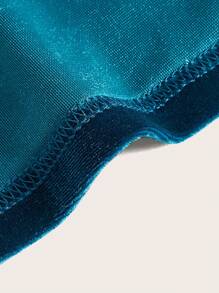 Aveloria One Shoulder Ruched Bust Velvet Crop Top - Teal Blue - View 3