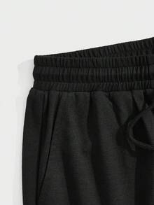 ROMWE MEN Street Life 男士交叉星星印花腰部抽繩短褲 - 黑色 - 查看 3