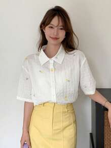 DAZY 花卉印花開肩襯衫 - 白色 - 查看 4