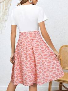 Geo Print Keyhole Neckline Fold Pleated Dress - Multicolor - View 2