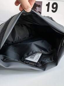 Chain & Buckle Decor Messenger Bag Large Capacity Crossbody Bag Shoulder Bag High School Students University For Travel, College, Commute For Books Multi-Functional Men Bag School Bag Student Bag Book Bag Gifts Laptop Winter Multi-Functional Outdoor Vacation Travel Essentials Holiday Essentials Bag For Men Camping Sling Bag For Men Bags Summer Back To School Spring School Supplies