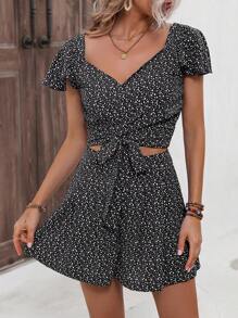 SHEIN LUNE Ditsy Floral Print Knot Hem Top & Shorts - Black - View 5
