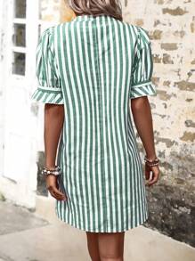 SHEIN LUNE 條紋印花泡泡袖直筒連衣裙 - 綠色 - 查看 2