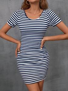 SHEIN Essnce 條紋印花十字交叉後鏤空緊身洋裝 - 藍白色 - 查看 2