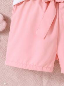 SHEIN Garotas Carta Gráfica Camiseta & Shorts & Conjunto De Bolsa