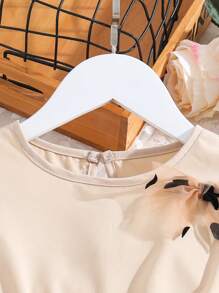 SHEIN Tween Girl Heart Mesh Overlay Ruffle Trim Bow Front Dress - Khaki - View 5