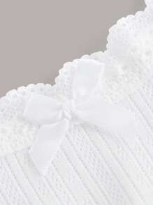 SHEIN EZwear Lace Trim Crop Cami White Top