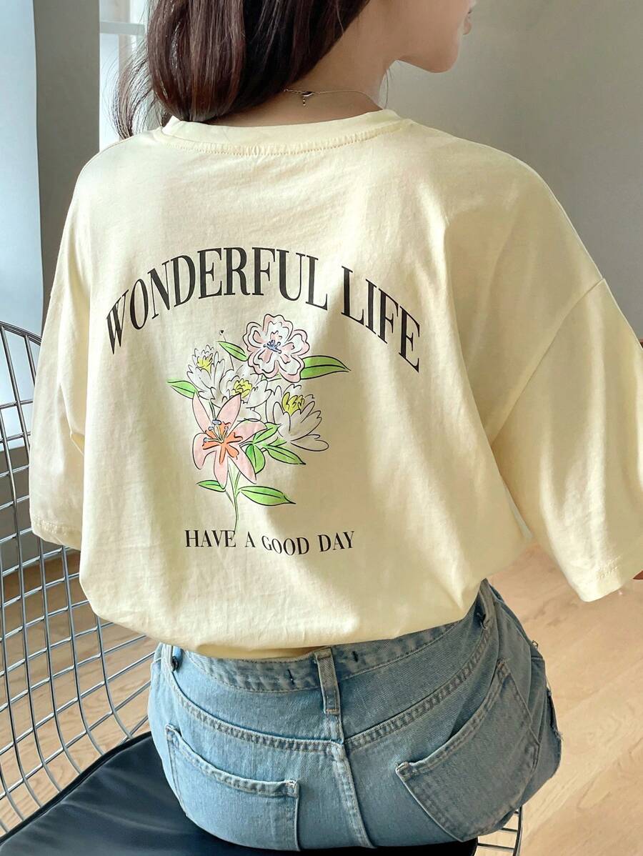 DAZY Đồ họa hoa & khẩu hiệu Áo thun trễ vai CUỘC SỐNG TUYỆT VỜI CHÚC BẠN MỘT NGÀY TỐT LÀNH - Màu be - Xem 1